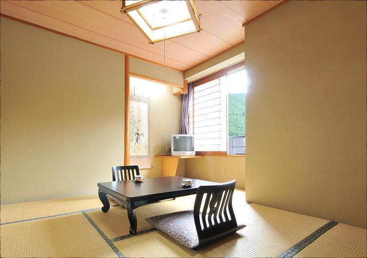 Hotel Bouzantei Kotobuki Ueda Habitación foto